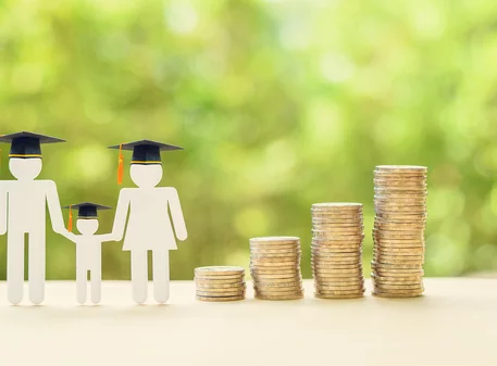 ¿Cómo ahorrar dinero para la educación de tus hijos? Tips para cumplir tus metas financieras
